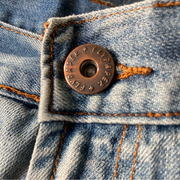 Flypaper Men Ripped Jeans - Picture 6 of 6